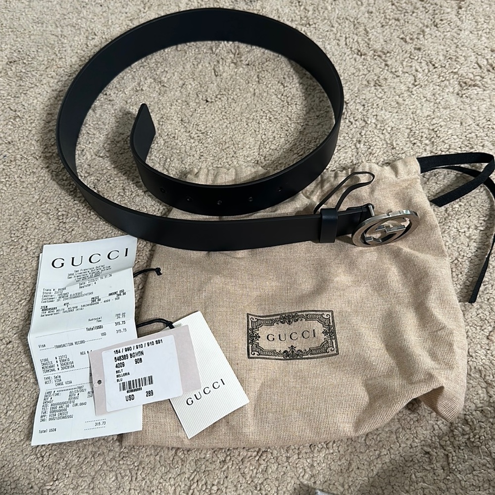 Gently used gucci men’s belt